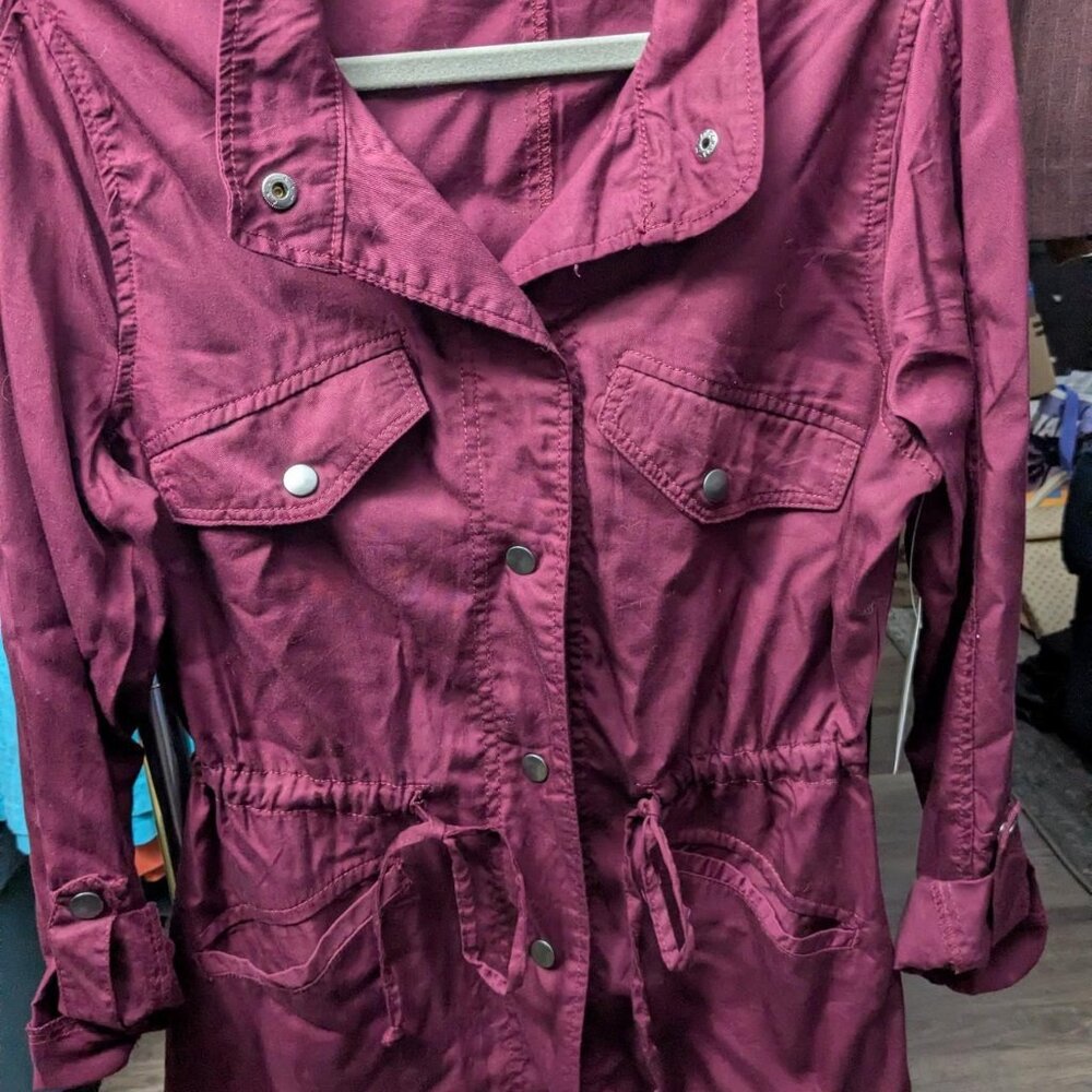 NWT Faded Glory Maroon Button-Down Top Size S